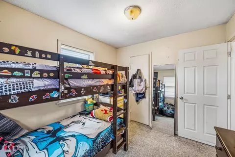 Bedroom - 550 E Farming St, Marion, OH 43302 photo 7 of 7