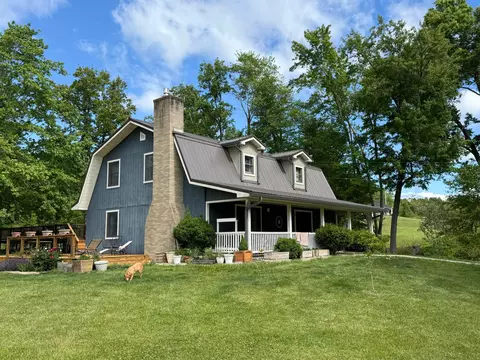 857 Hanley Rd, Jackson, OH 45640