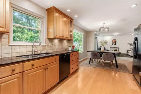 Kitchen - 2400 Willis Rd, Dublin, OH 43016 photo 4 of 4