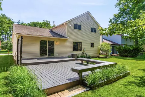 Exterior - 2400 Willis Rd, Dublin, OH 43016 photo 6 of 7