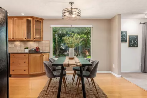 Dining - 2400 Willis Rd, Dublin, OH 43016 photo 1 of 2