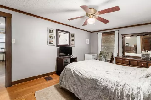 Bedroom - 224 Hunter St, Newark, OH 43055 photo 6 of 6