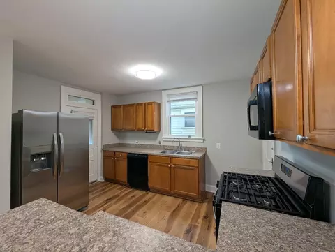 Kitchen - 288 E Morrill Ave, Columbus, OH 43207 photo 2 of 3