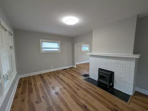 Living - 288 E Morrill Ave, Columbus, OH 43207 photo 1 of 4