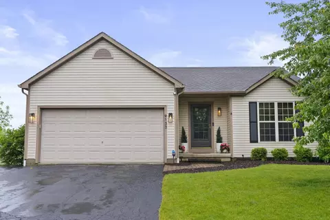 9133 Longstone Dr, Lewis Center, OH 43035