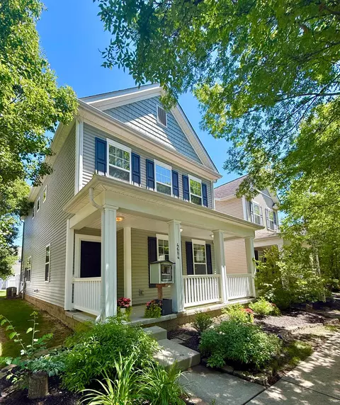 4684 Grand Strand Dr, Grove City, OH 43123