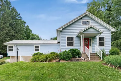 2202 Lancaster Rd, Granville, OH 43023