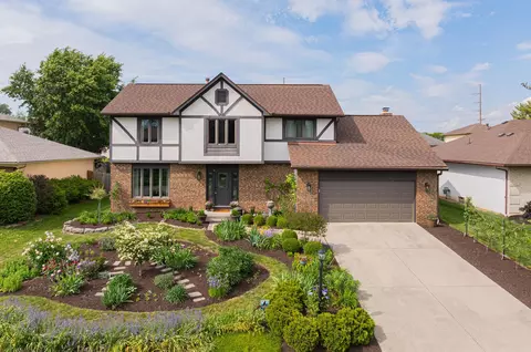 2406 Parkview Dr, Grove City, OH 43123