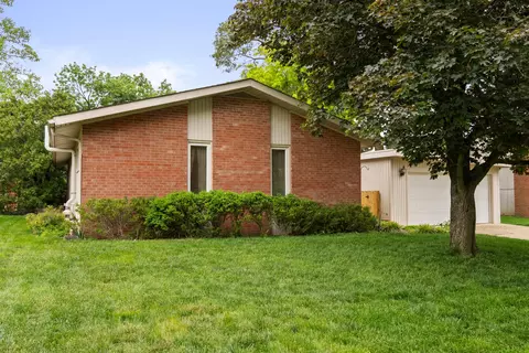 998 Norway Dr, Columbus, OH 43221