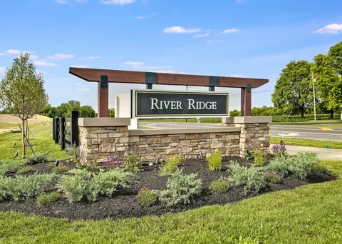 View/Area - 218 Vine Grove Dr, Circleville, OH 43113 photo 1 of 11