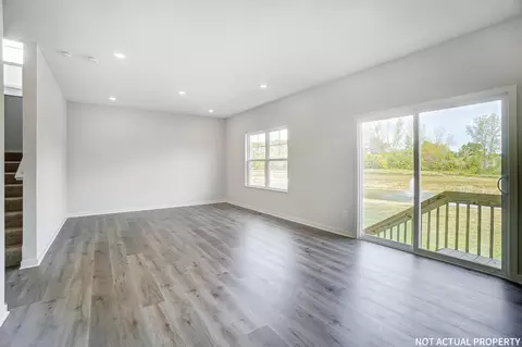 Living - 218 Vine Grove Dr, Circleville, OH 43113 photo 1 of 3