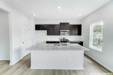 Kitchen - 218 Vine Grove Dr, Circleville, OH 43113 photo 2 of 6