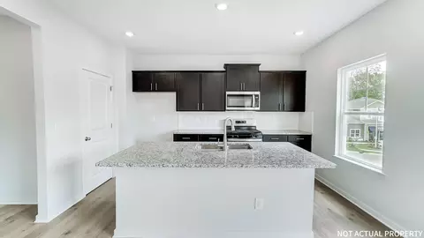 Kitchen - 218 Vine Grove Dr, Circleville, OH 43113 photo 1 of 6