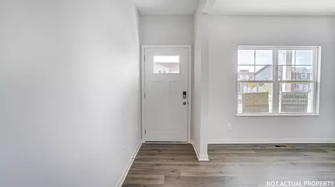 Entry Way - 218 Vine Grove Dr, Circleville, OH 43113 photo 1 of 2