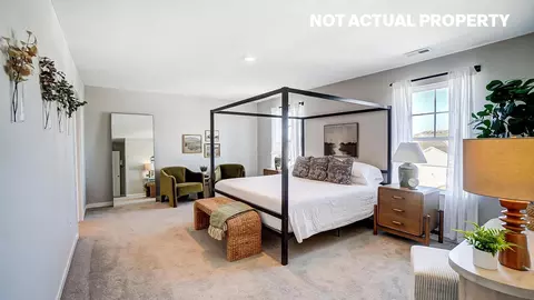 Bedroom - 218 Vine Grove Dr, Circleville, OH 43113 photo 1 of 10