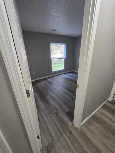 3210-3212 Independence St, Grove City, OH 43123