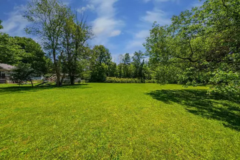 Exterior - 705 Deacon St, Hebron, OH 43025 photo 9 of 14