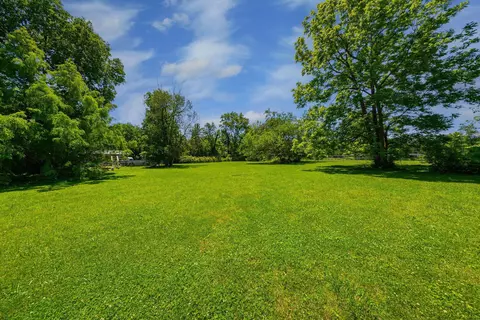 Exterior - 705 Deacon St, Hebron, OH 43025 photo 11 of 14