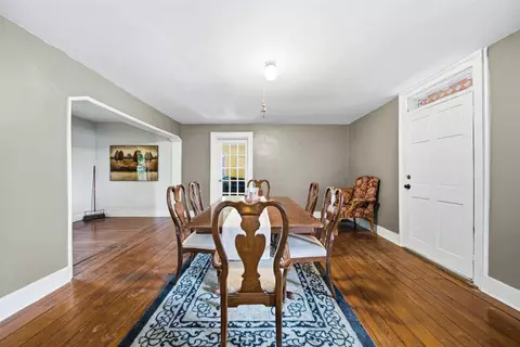 Dining - 705 Deacon St, Hebron, OH 43025 photo 4 of 8