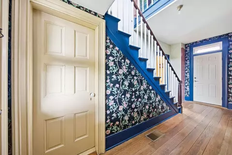 Entry Way - 705 Deacon St, Hebron, OH 43025 photo 3 of 4