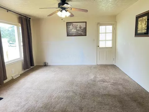 Living - 410 John St, Circleville, OH 43113 photo 1 of 1