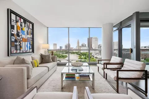 1 Miranova Pl #1605, Columbus, OH 43215