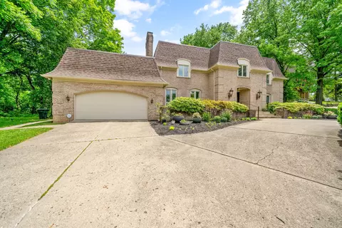 546 Indian Mound Rd, Columbus, OH 43213