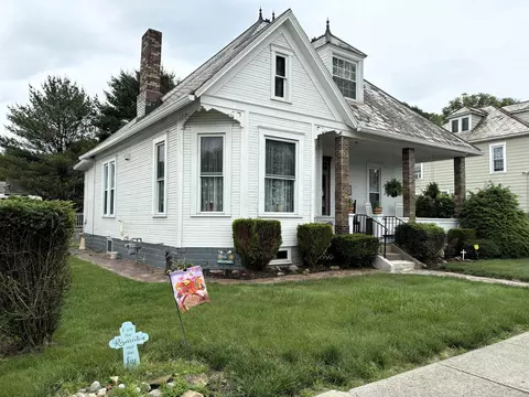 309 N Mulberry St, Logan, OH 43138