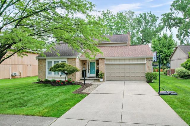 3308 Woods Mill Dr, Hilliard, OH 43026