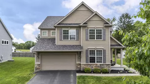 536 Apple Valley Cir, Delaware, OH 43015