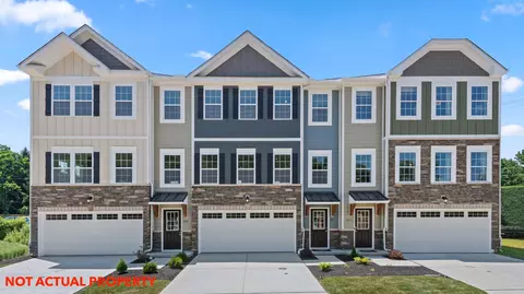 1395 Doe Ridge Ave #69, Columbus, OH 43085