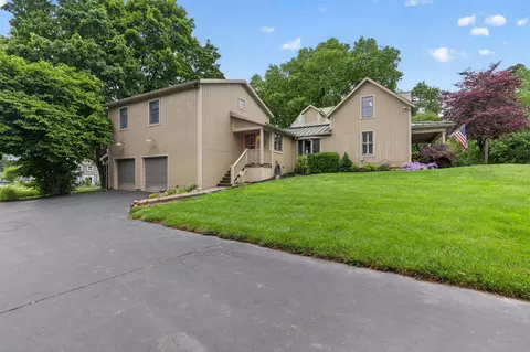 2717 Darling Rd, Blacklick, OH 43004