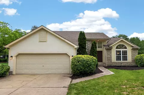 1257 Flagstone Sq, Westerville, OH 43081