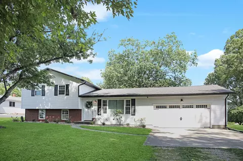 790 N Buena Vista St, Newark, OH 43055