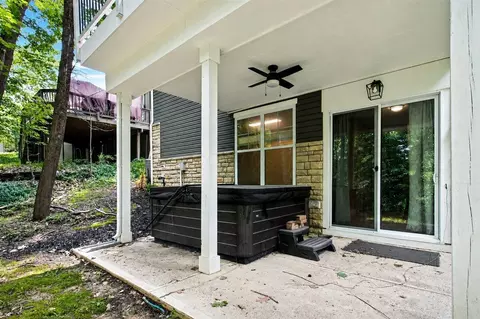 Exterior - 176 E Weber Rd, Columbus, OH 43202 photo 5 of 14