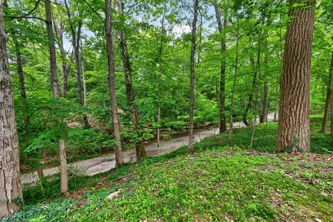 Exterior - 176 E Weber Rd, Columbus, OH 43202 photo 11 of 14
