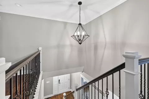 Entry Way - 176 E Weber Rd, Columbus, OH 43202 photo 11 of 12