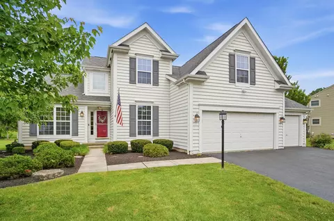 6043 Congressional Dr, Westerville, OH 43082
