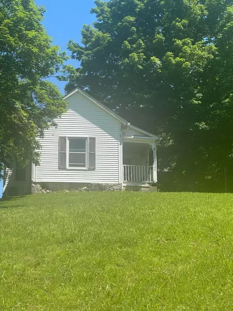 98 Prospect St, Mechanicsburg, OH 43044