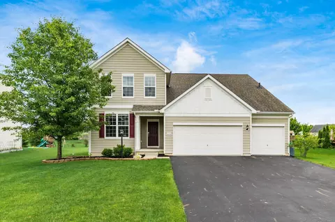 11694 Daventry Dr NW, Pickerington, OH 43147