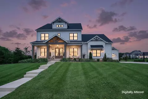 1763 Scenic Bluff Ct, Delaware, OH 43015