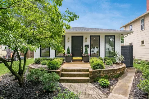 275 E Royal Forest Blvd, Columbus, OH 43214