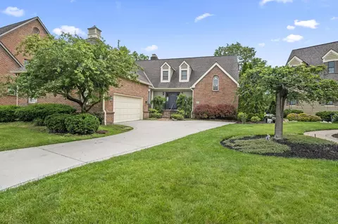 9083 Moors Pl N, Dublin, OH 43017