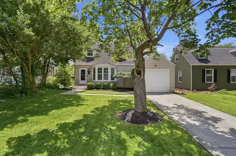 539 Colonial Ave, Worthington, OH 43085