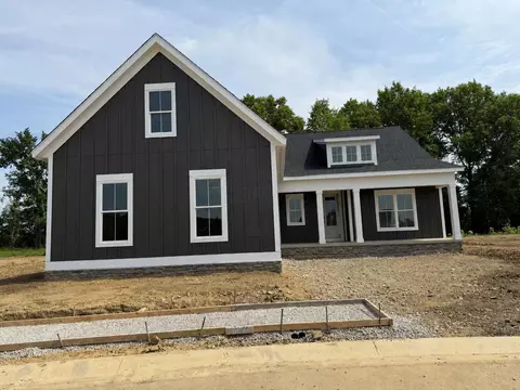 4173 Flamingo Dr, Lewis Center, OH 43035