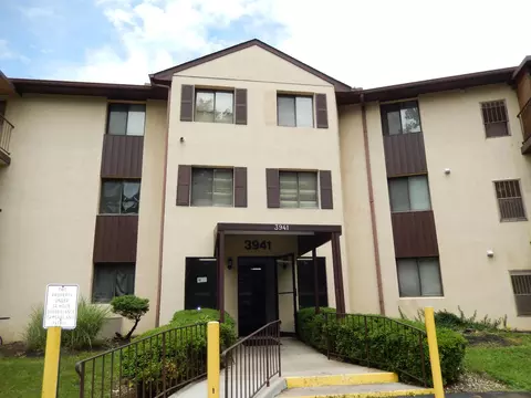 3941 Karl Rd #322, Columbus, OH 43224