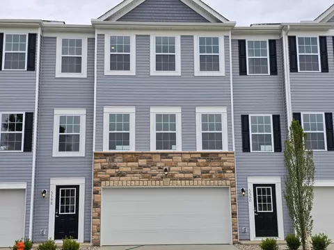 5598 Village Channel Dr, Canal Winchester, OH 43110