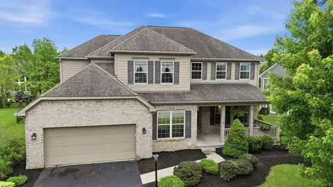 3261 Farmers Delight Dr, Lewis Center, OH 43035