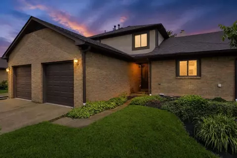 2014 Queensgate Ln, Columbus, OH 43235