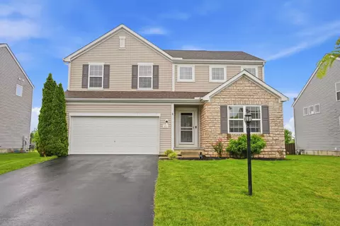 121 Hummock Dr, Pataskala, OH 43062